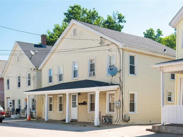 78-80 Pierce St, Westerly, RI 02891