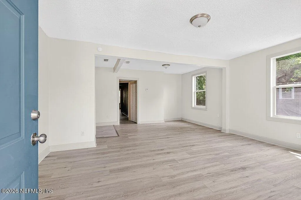 4 bed, 2.0 bath, 1488 sqft, $1,685 — Photo 4
