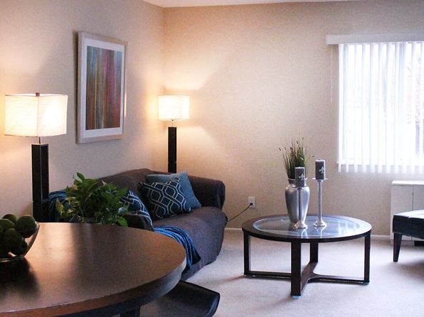 1707 S Country Club Rd #37-106