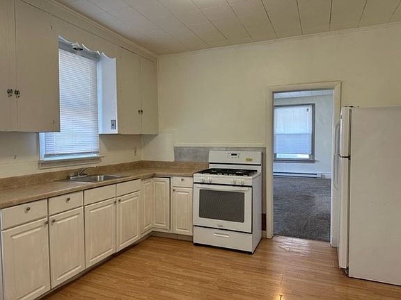 5th image of 2639 Booser Ave #1