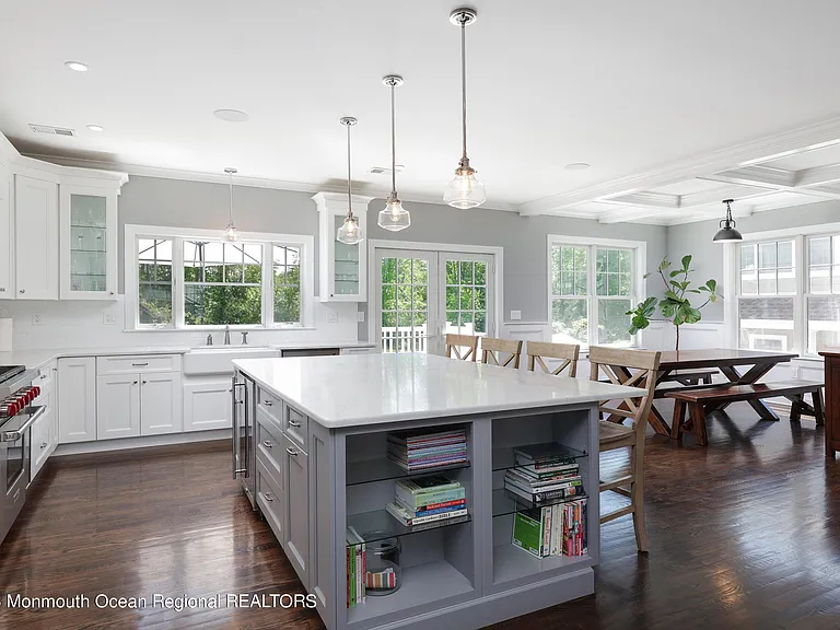 155 Osborne Ave — Photo 11