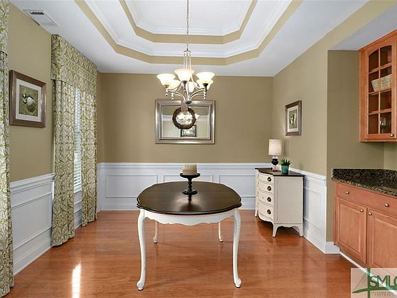 4th image of 203 Clearwater Cir