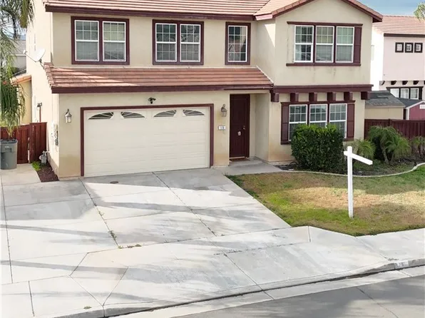 176 Nightfall Rd, San Jacinto, CA 92582