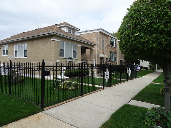3rd image of 5718 N Miltimore Ave