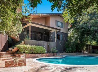 5346 Elvira Rd, Woodland Hills, CA 91364