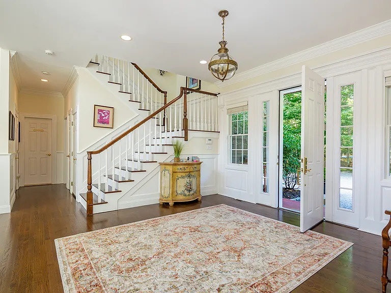 335 Water Mill Towd Rd — Photo 4