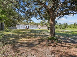 3182 Paxton Rd, Folkston, GA 31537
