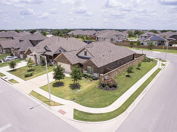 4th image of 2132 Montesol Ln