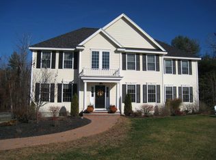 10 Outlook Rd, Windham, NH 03087