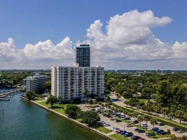 880 NE 69th St APT 11M, Miami, FL 33138