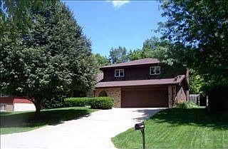 5th image of 4111 N 82nd Cir
