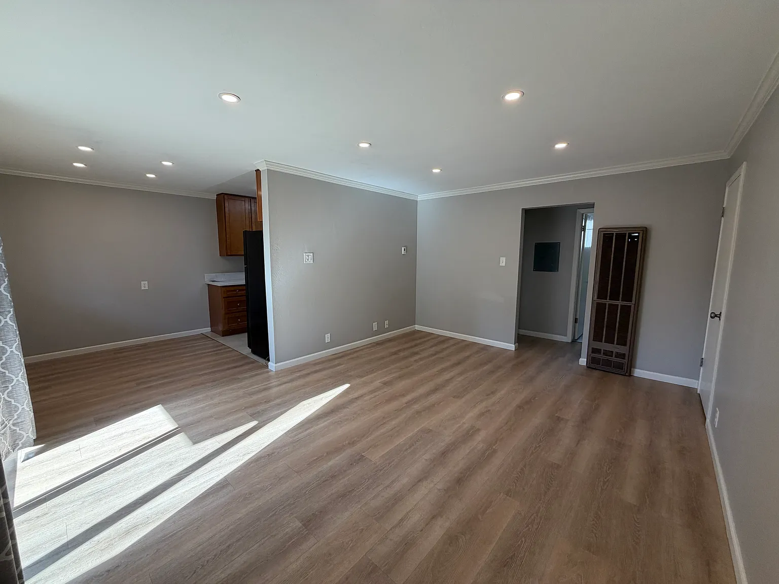 1 bed, 700 sqft, $3,100 — Photo 2