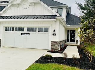 81 Winchester Rd, Akron, OH 44333