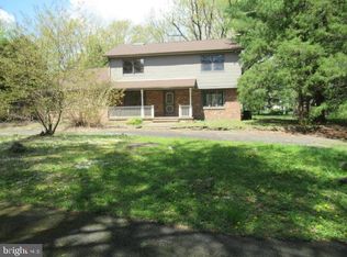 81 Tindall Rd, Robbinsville, NJ 08691