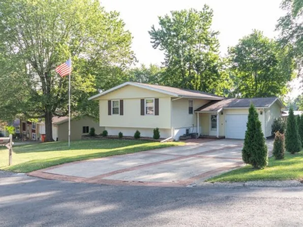 620 N Sunflower St, Vandalia, IL 62471