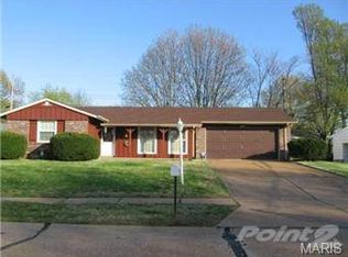 2636 Midland Ridge Dr, Saint Louis, MO