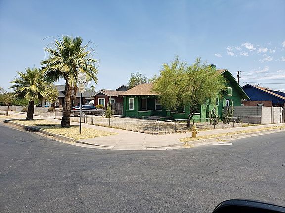 1001 EXTERIOR FACING NORTH