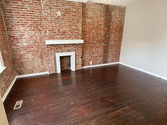 2nd image of 3523 Utah St Floor 1