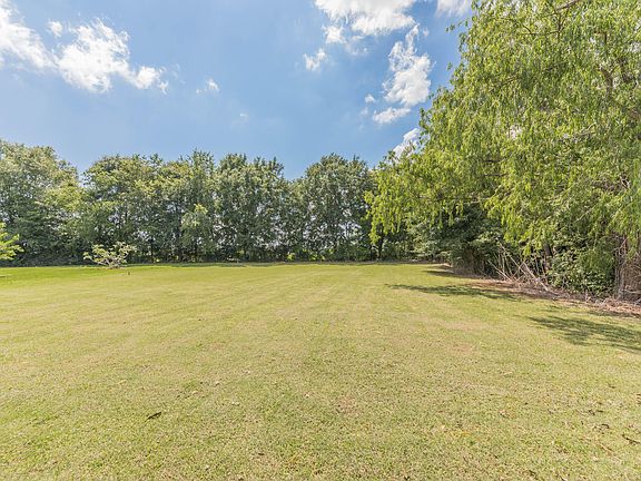 5th image of 7603 Sugar Hill Dr