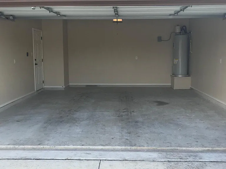 2558 Pahmeyer Rd — Photo 2