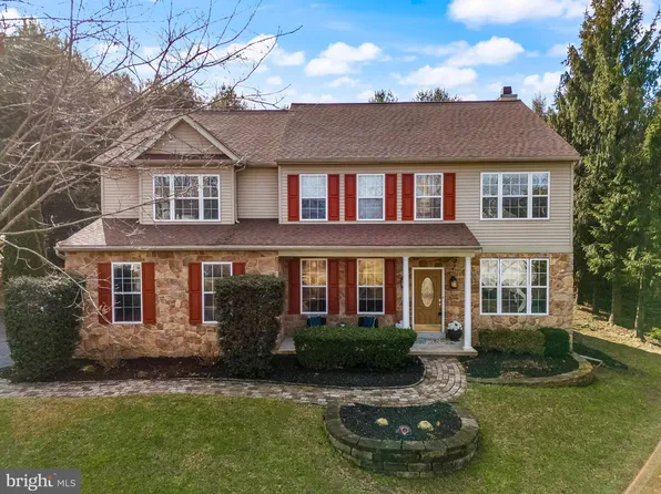 730 Garden Dr, Kennett Square, PA 19348