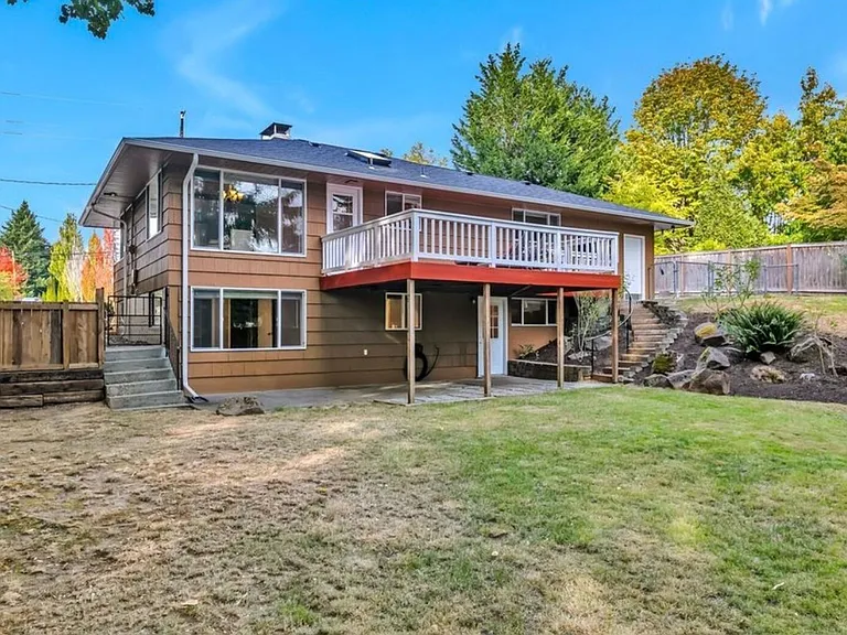 13733 SE 272nd St — Photo 30