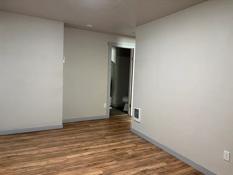 1611 1st St S #3 — Photo 5