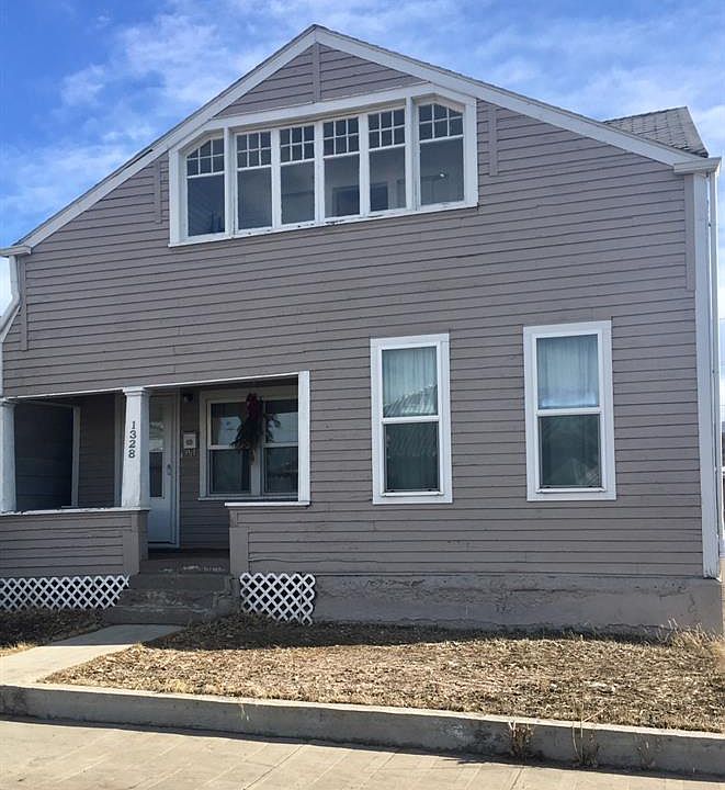 2nd image of 1328 Kaw Ave
