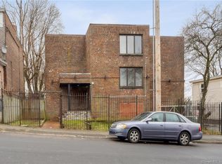 1150 Ogden St #202, Bridgeport, CT 06610