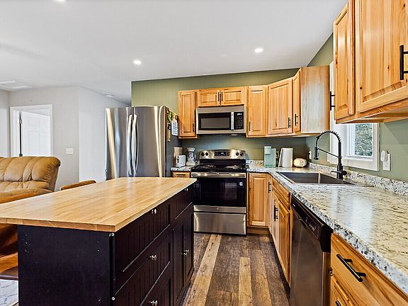 4th image of 312 Old Brunswick Road