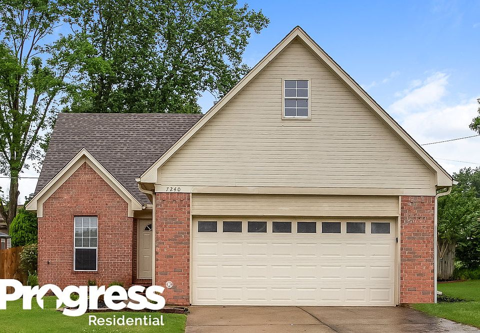 1st image of 7240 English Oak Dr