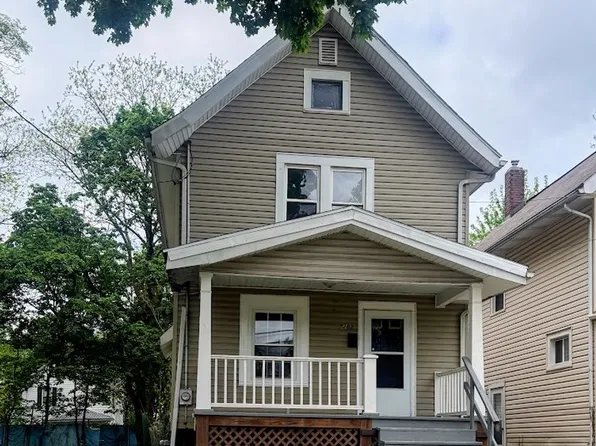 1282 Andrus St, Akron, OH 44301