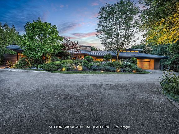 3rd image of 27 Elm Ridge Acres Rd