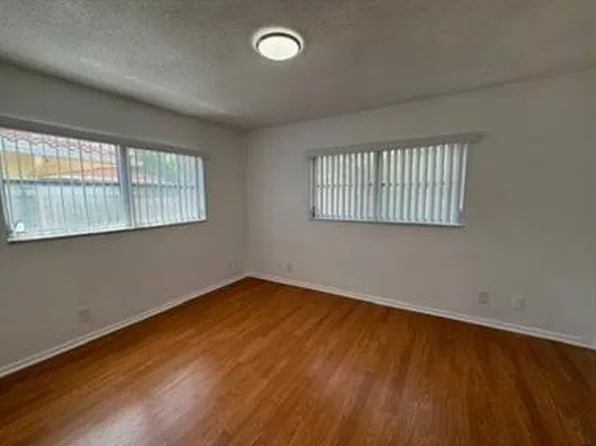 8211 NW 66th Ter, Fort Lauderdale, FL 33321