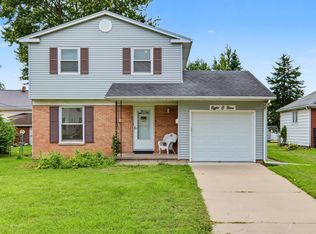 809 6th Ave S, Clinton, IA 52732