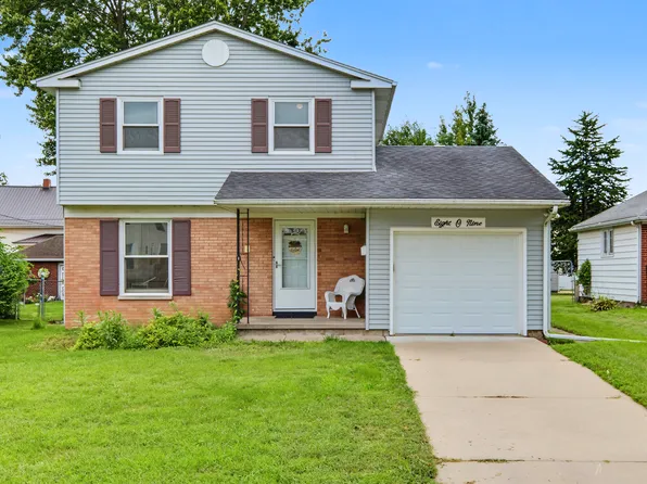 809 6th Ave S, Clinton, IA 52732