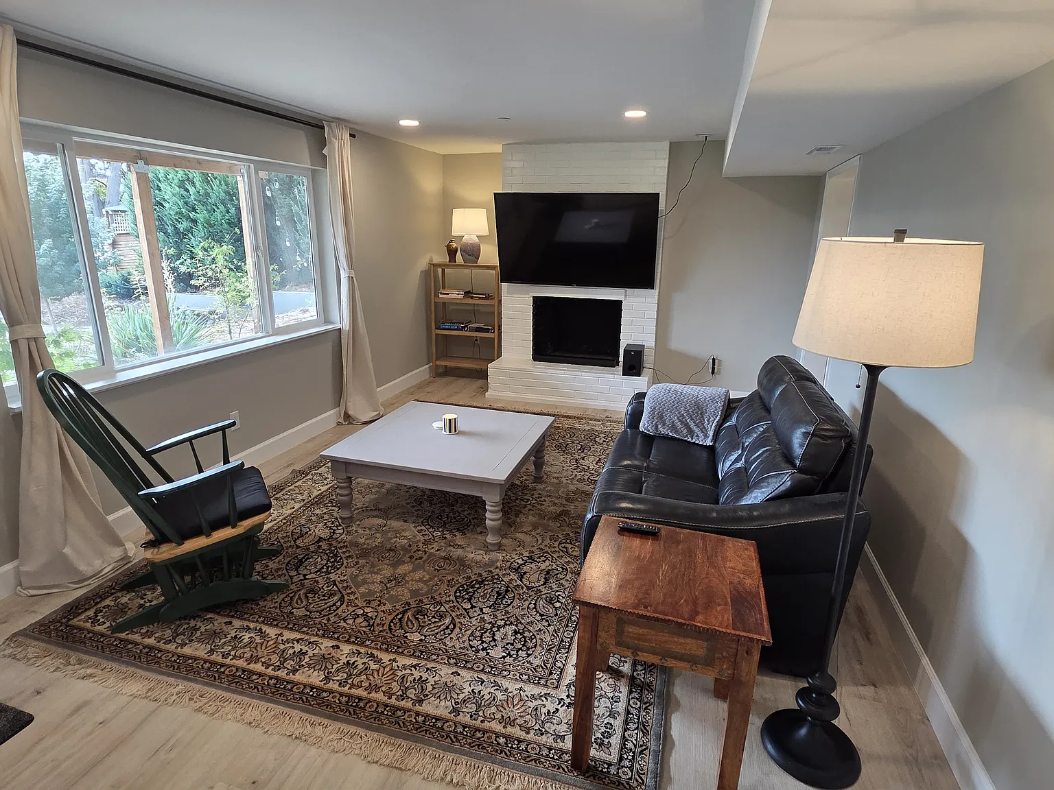 4168 Hertel Dr S — Photo 4
