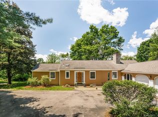 98 Coleman Rd, Glastonbury, CT 06033