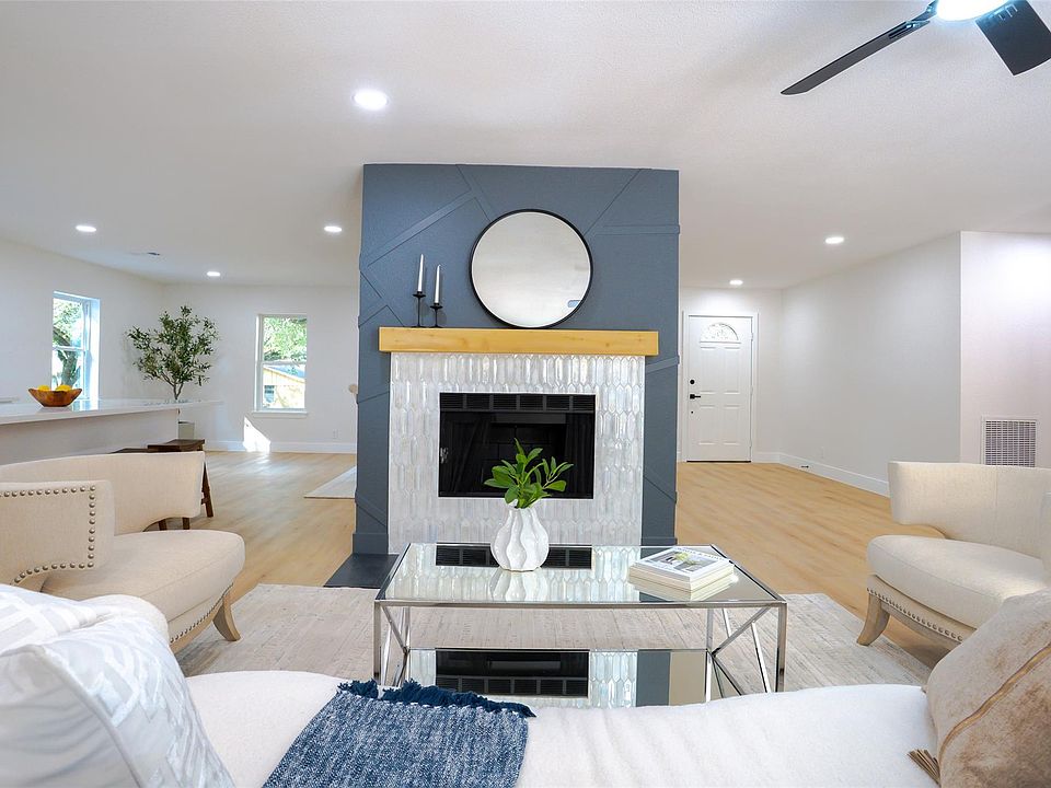 1st image of 2408 Lynne Way