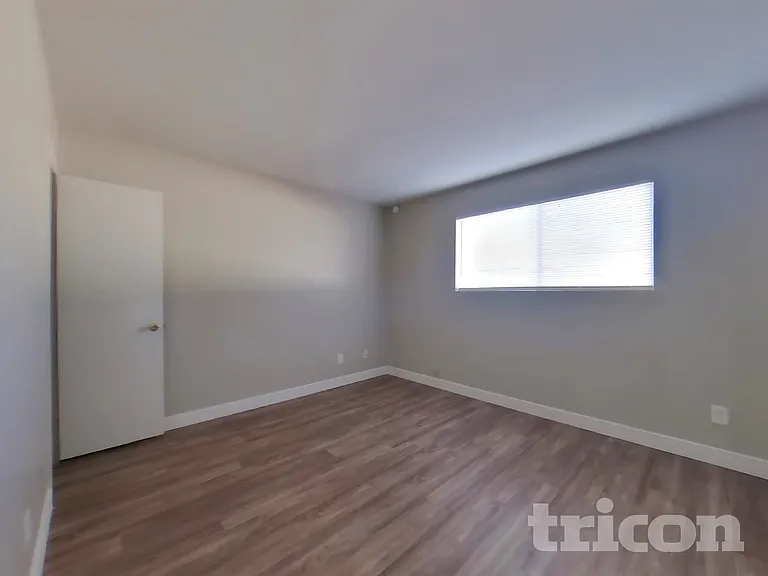 3202 W Wood Dr — Photo 8