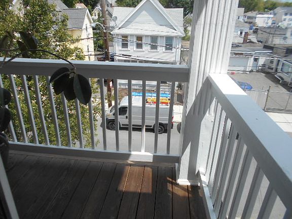 4th image of 14 Arlington St #3