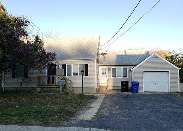 1st image of 634 Bray Ave