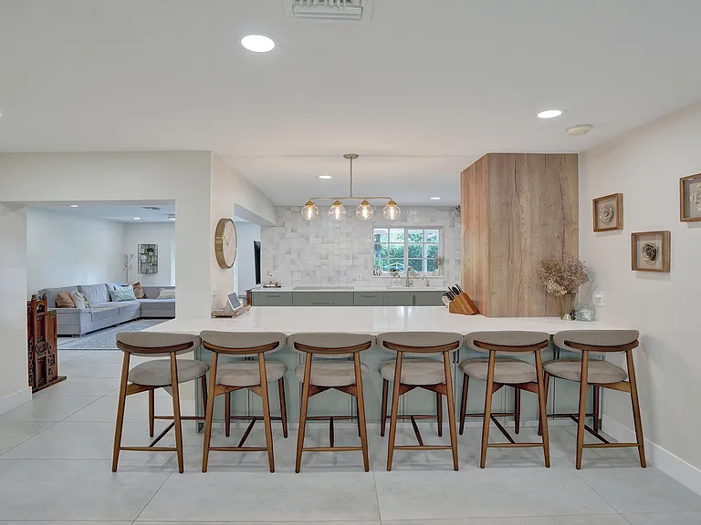 12213 Melissa Way — Photo 10
