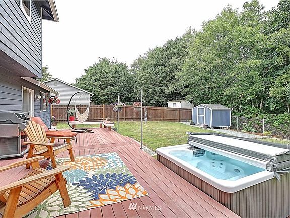 3rd image of 26337 77th Ave NW
