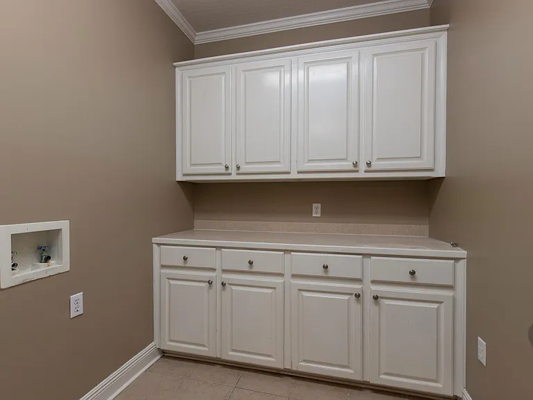 45 Franklin Pl — Photo 6