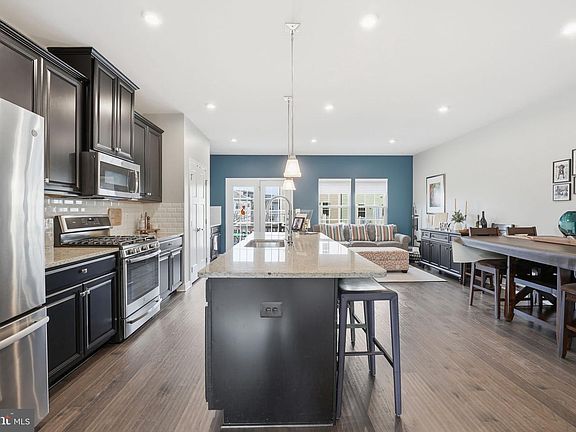 5th image of 18112 Red Cedar Rd