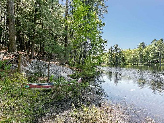 3rd image of 29 Bear Lake Rd