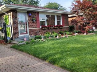 2176 N Westmoreland Dr, Palatine, IL 60074