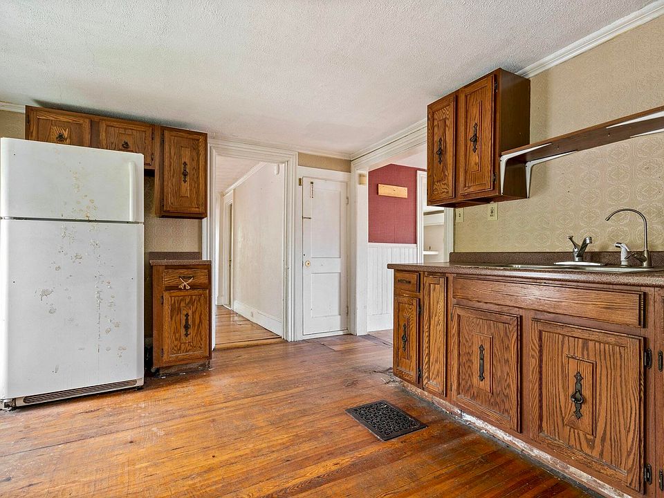 31st image of this home