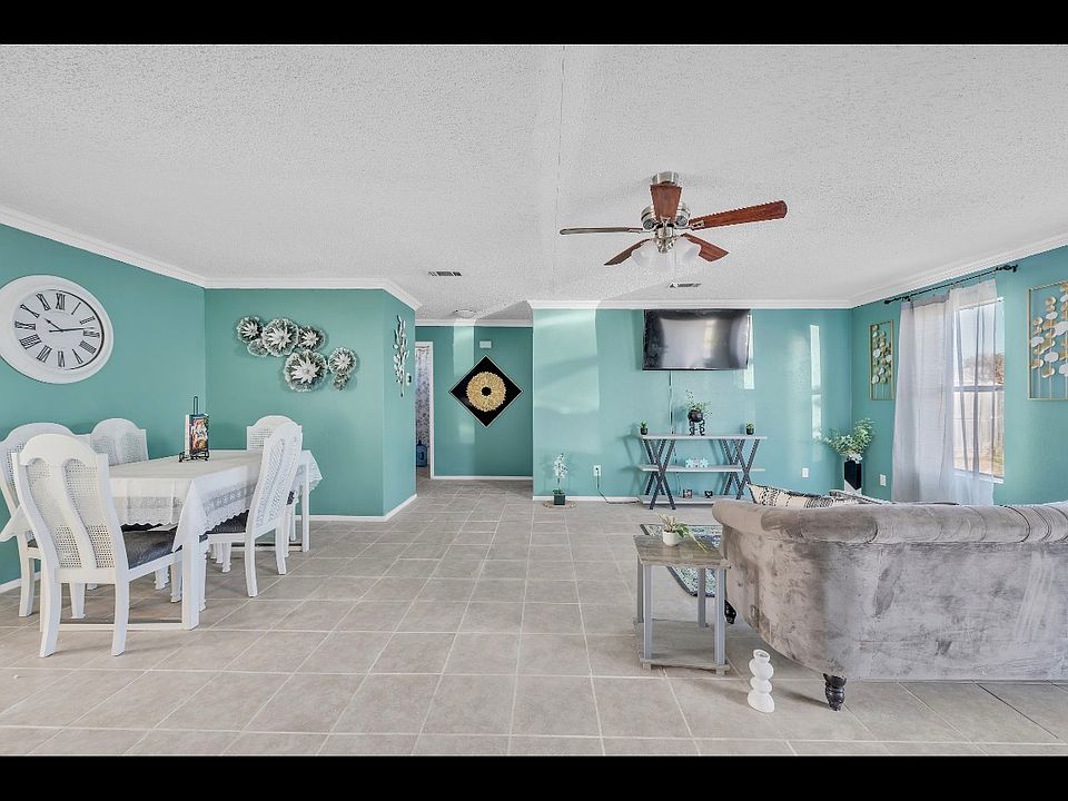 1st image of 2502 Traverse Dr